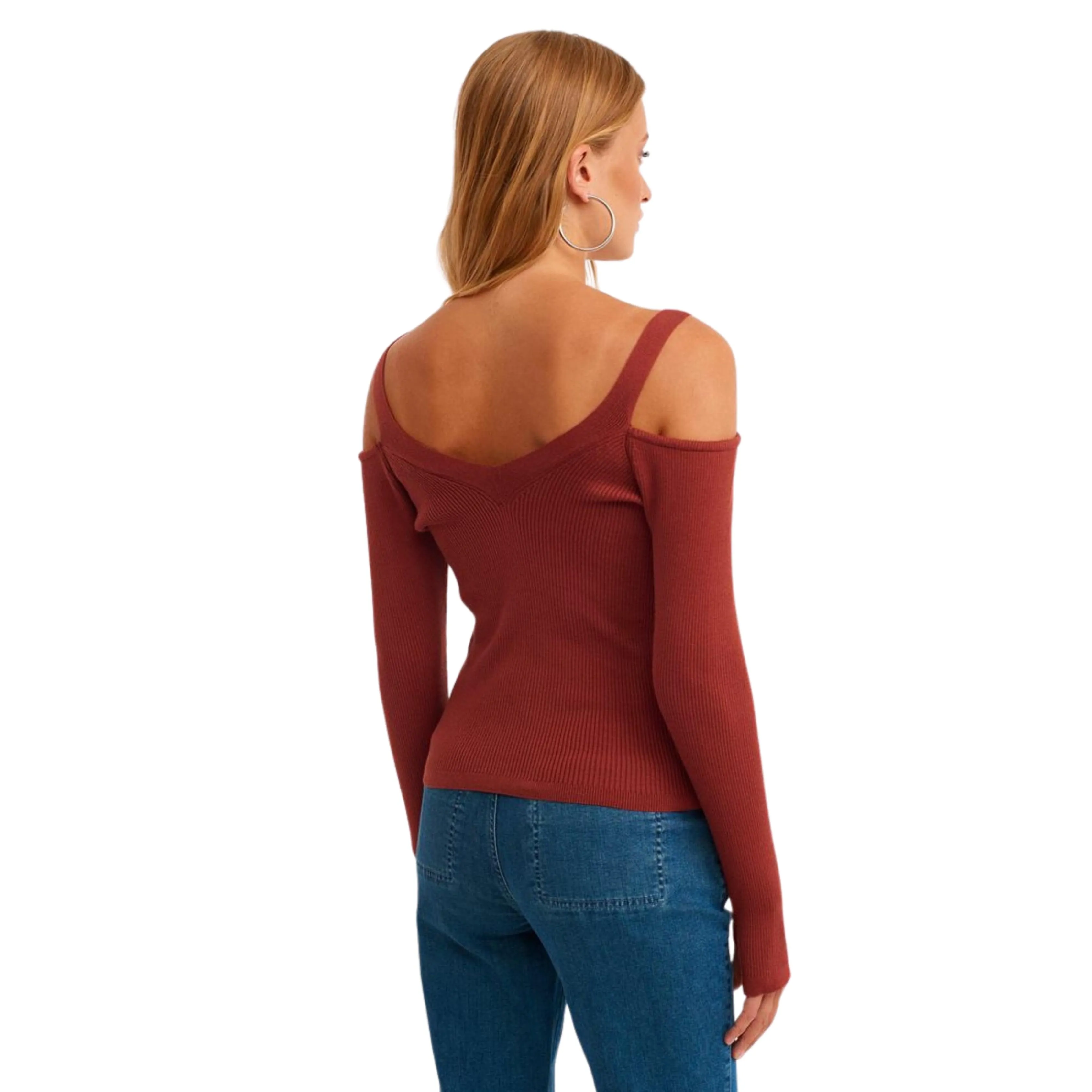 OXXO - Cut-Out Detailed Knitwear